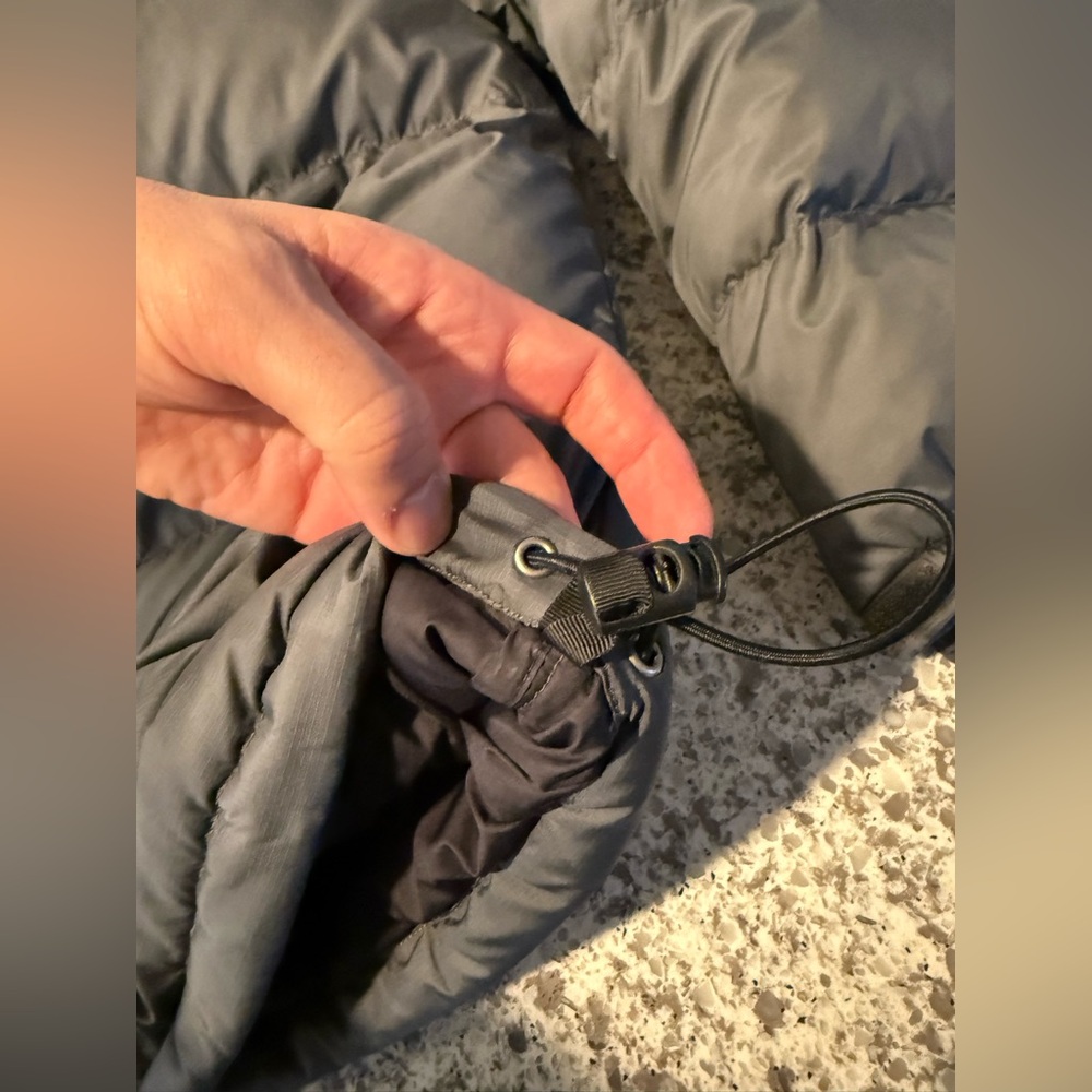 The North Face Gray Puffer Jacket - Picture 4 of 10